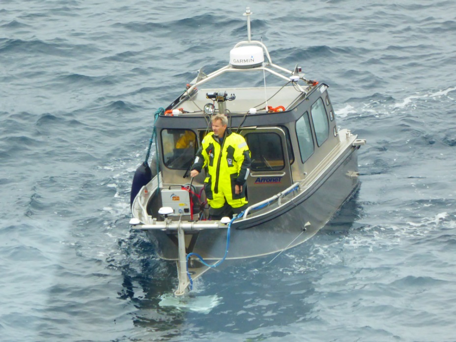 Skidbladner survey in the Chukchi sea. The multibeam echo sounder mounted in the bow is used to map the sea floor. Photo: Magnus Augner